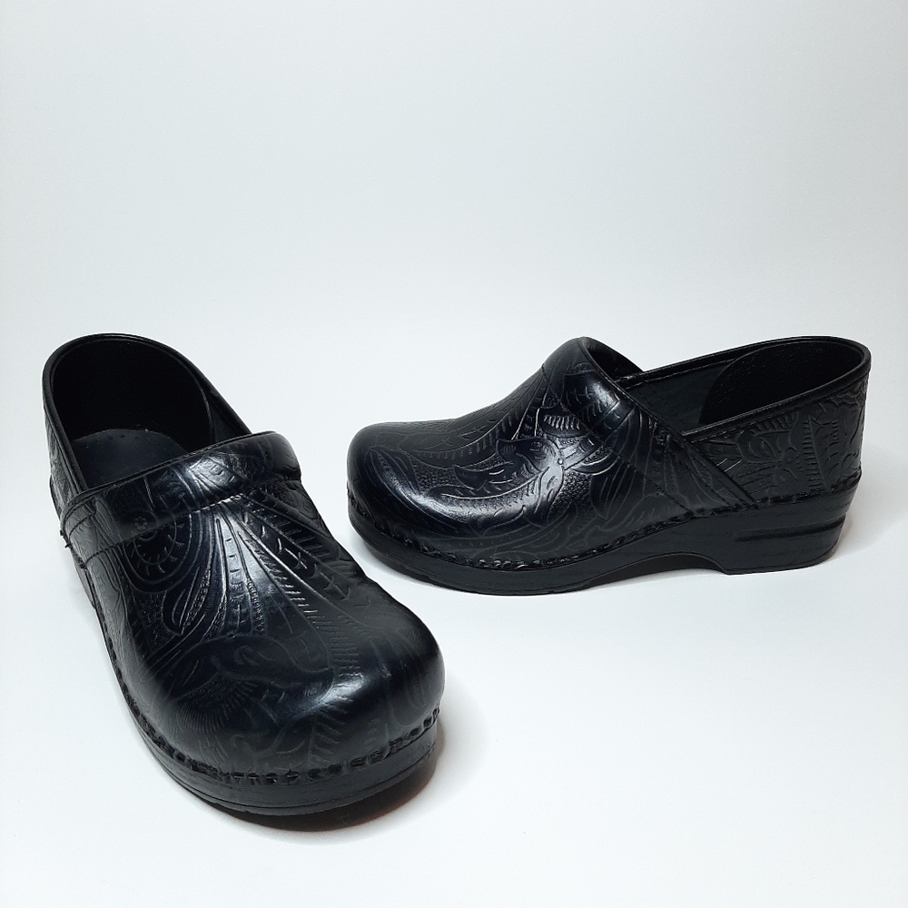 Iris Tooled Clog